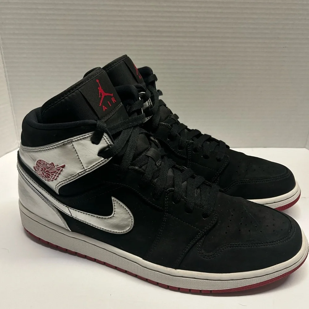 Air Jordan 1 Mid Johnny Kilroy Black Silver Red Shoes Mens 12 Sneaker 554724-057
